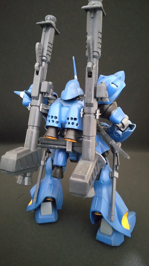 HGUCケンプファー。そのまま作ってもカッコイイのはもちろんですが、改造とか基本工作をするうえでも取り組みやすい良キットだと思います。(えっ、お前はできてないだろうって?いいんですよ~w)