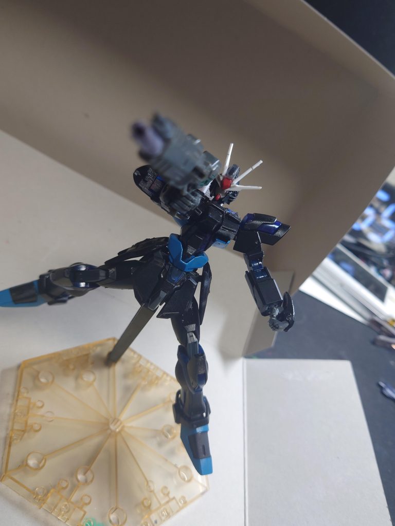 HGビルドストライクフルパッケージの強化ビームライフルをベースに砲身を変更し、名のとおりに２つ取り付けてみました。