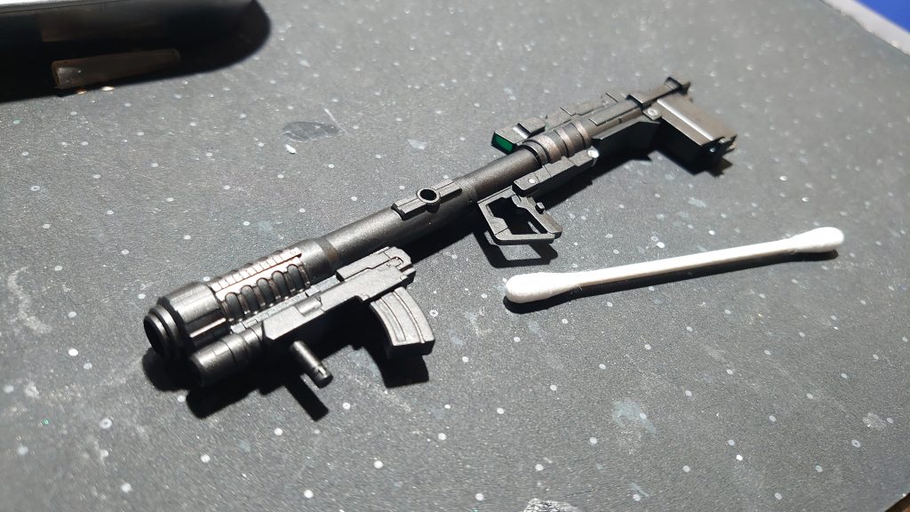 綿棒が横になければ重そうに見えるのに、なぜ一緒に撮影したのか(;´∀｀)