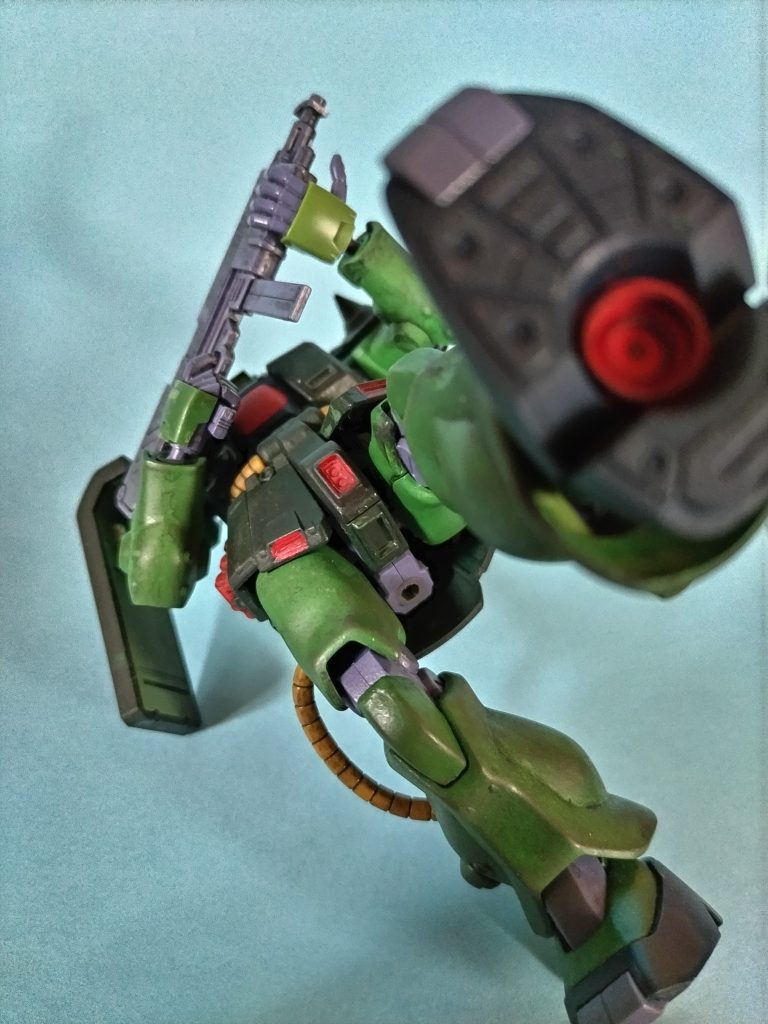 コロニーひとつを守った勇者–5枚目/制作者：nuts-san