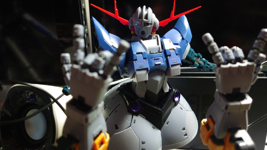 手の関節の自由度すごいですね〜