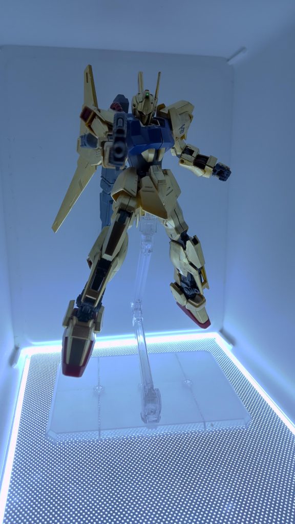 百万式 デルタガンダム ルナ ゲイザーガンダムの設計が受け継がれている