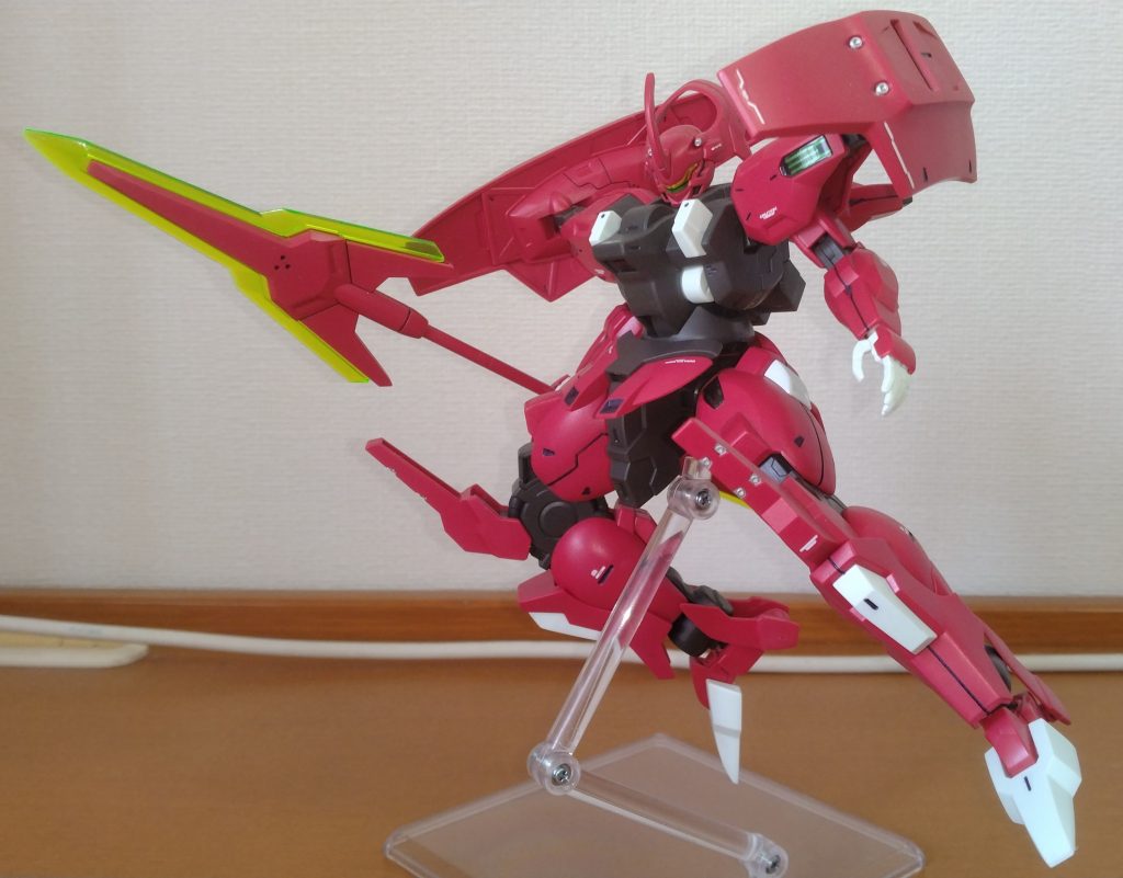 HGのダリルバルデです。追加パーツはいつか買いたい。