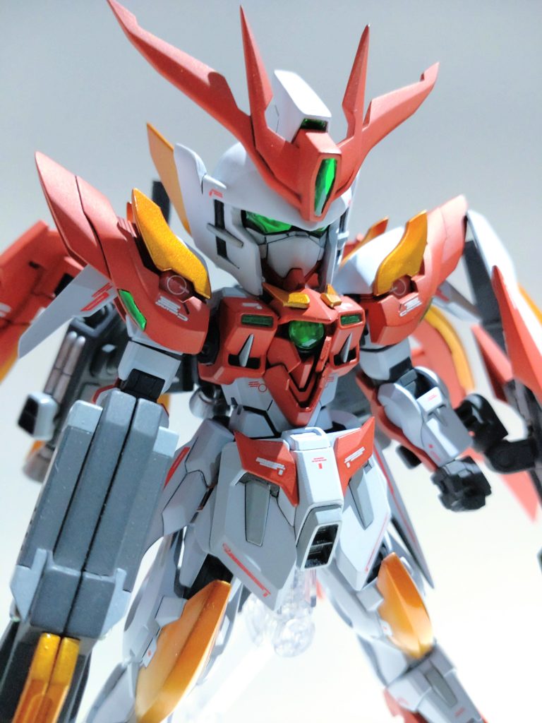 頭部はSDEXウイングガンダムゼロをベースにセミスクラッチして作りました