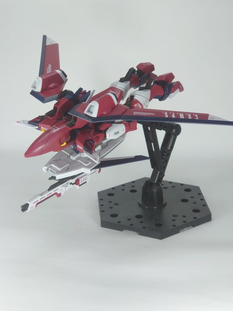 可変形態はコチライモジャは可変機構がまだシンプルなんでそこまでではないんですが、全塗装した後だと変形させるのは結構ひやひやですね😅