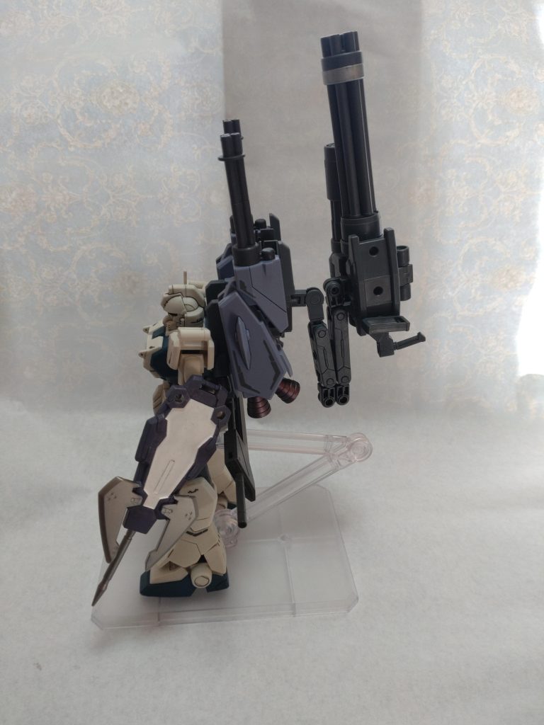 サイドから見るとこんな感じです。