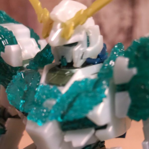 ユニコーンガンダム光の結晶体