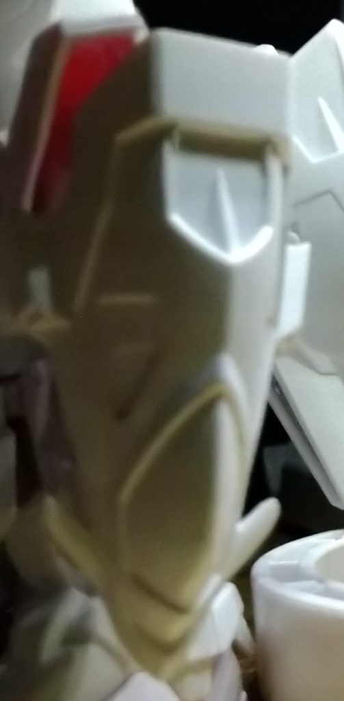 15日 シールド の スジ彫り前