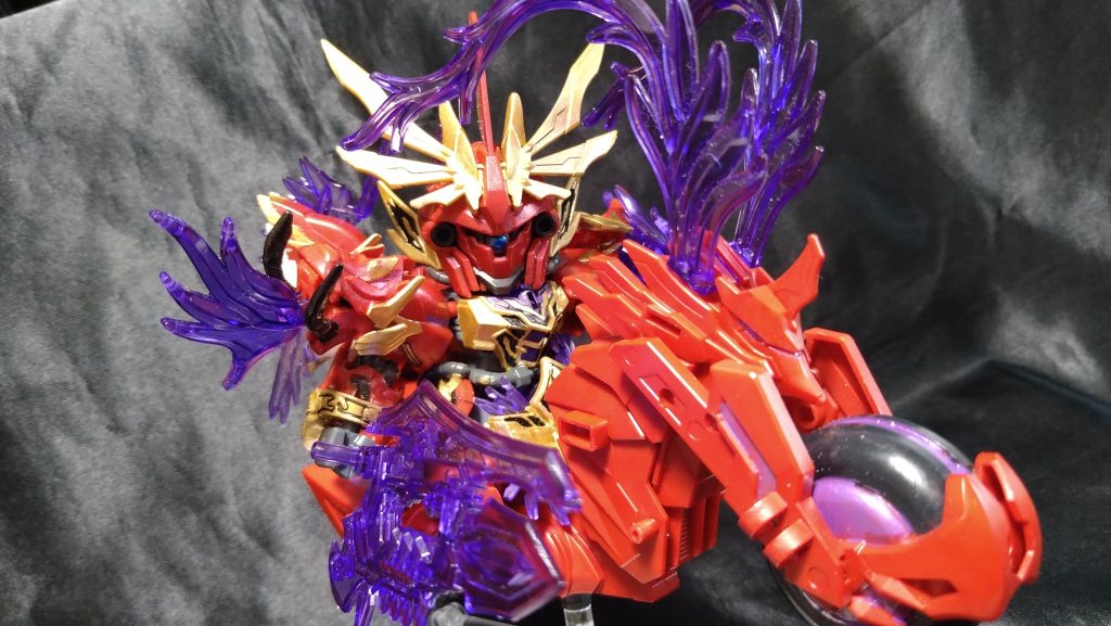 赤兎馬にライド！相変わらず、この世界のモンはハンドルって概念がないのね...通常頭に付けてるクリアパープルの触覚がハーレーみたいなアメリカンのハンドルってこと？