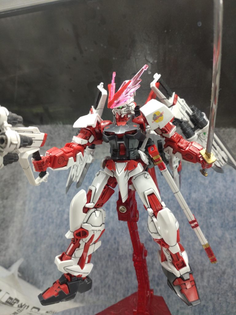 息子が作ったレッドドラゴン–2枚目/制作者：toshimon