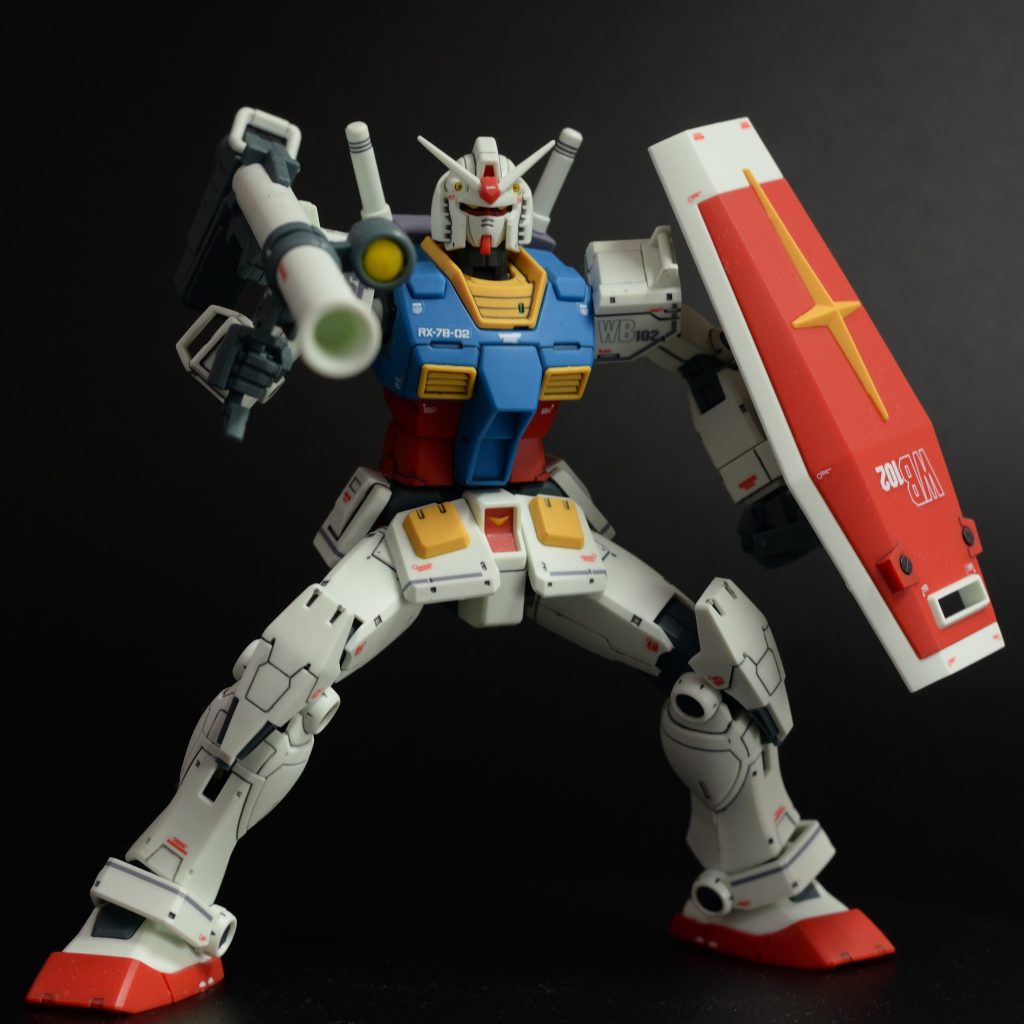 パチ組にデカール張って、墨入れと半艶クリア仕上げです。ドアンガンダムのこの色合いが気に入っています。