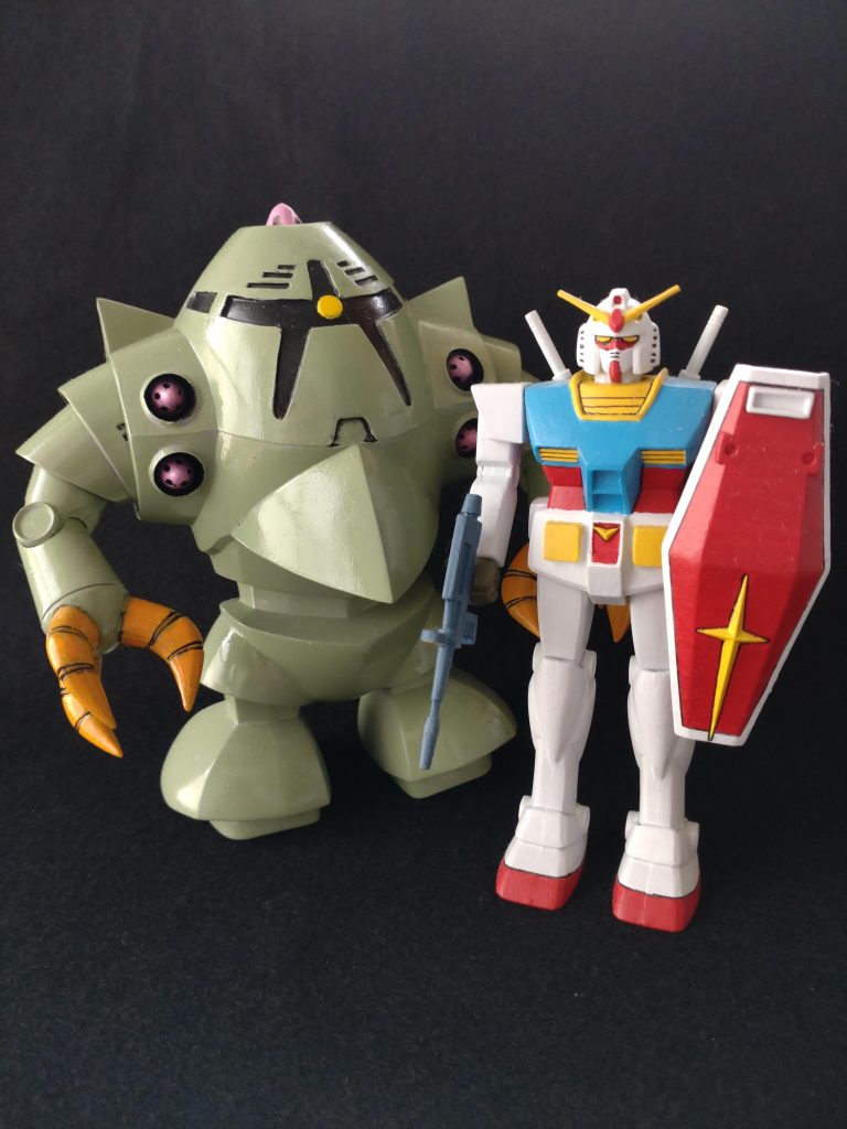 ガンダムと比較。デカいは正義。活躍が少ないのが悲しい。あまり外伝作品にも出ないし。