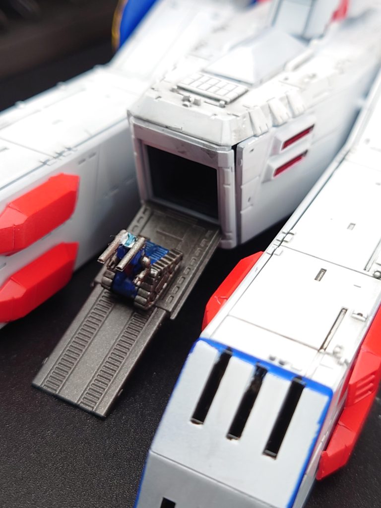 ガンキャノン発進のシーンも