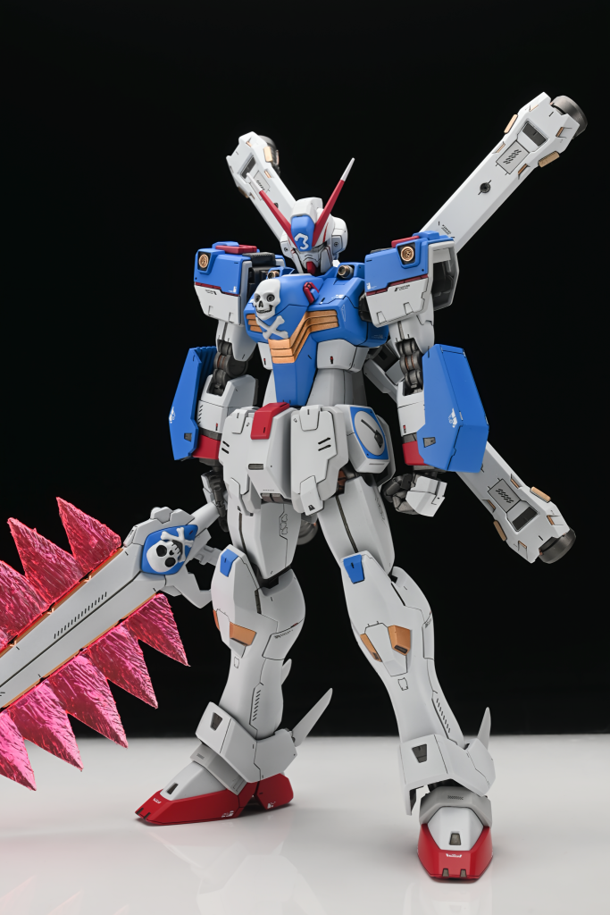 腰は4㎜延長し二の腕関節まわりはF91のと組み合わせました腕のiフィールド発生装置のカバーはプラ板でスクラッチしました