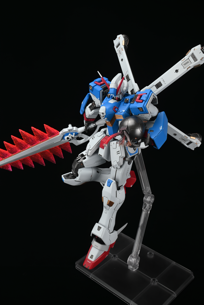 クロスボーンガンダムX3–4枚目/制作者：熊ナヴェ