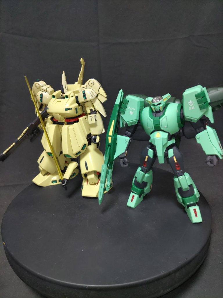 HGUCジオとツーショット