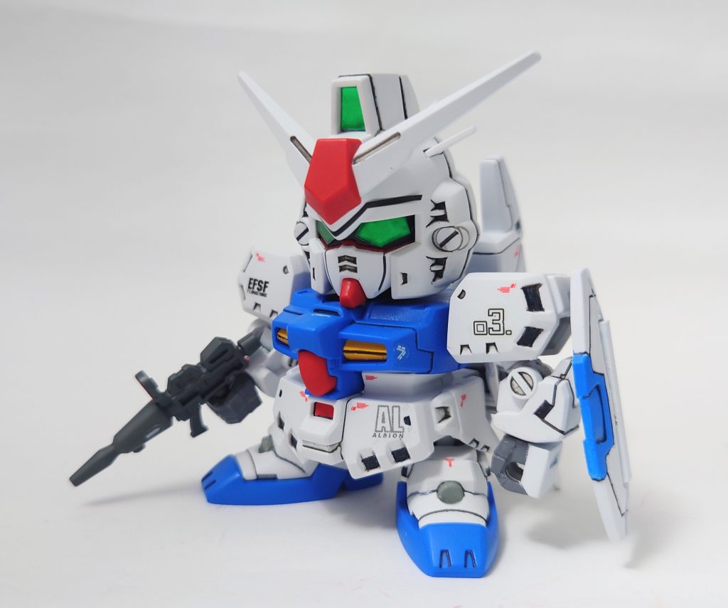 まずはステイメン、ツインアイもクリアプラ板で作り起こしています。