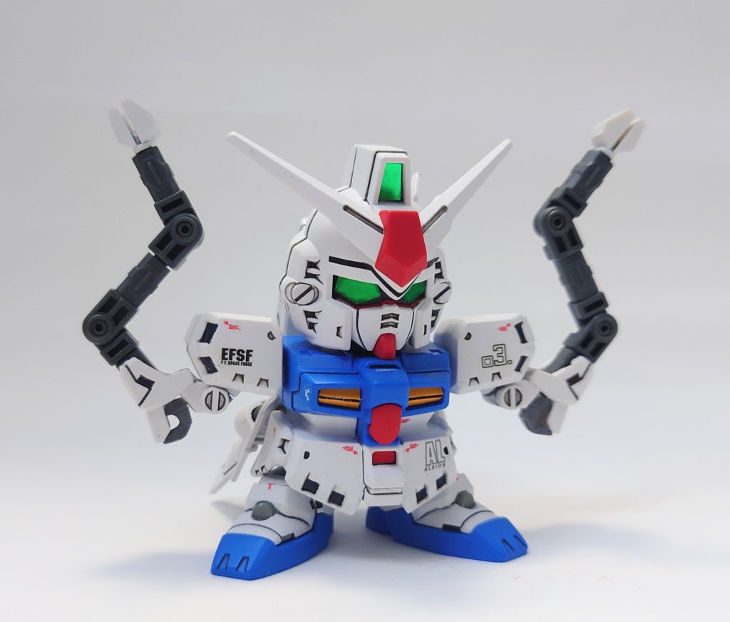 フォールディングサポートアームも再現!キットを2個使って差し替えにしています。ガンプラバトルアームアームズが上手い具合にリニューアル再販されたおかげで助かりました。