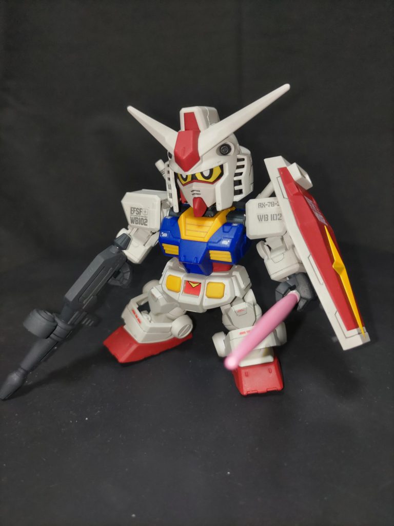 ツインアイ差し替え可能