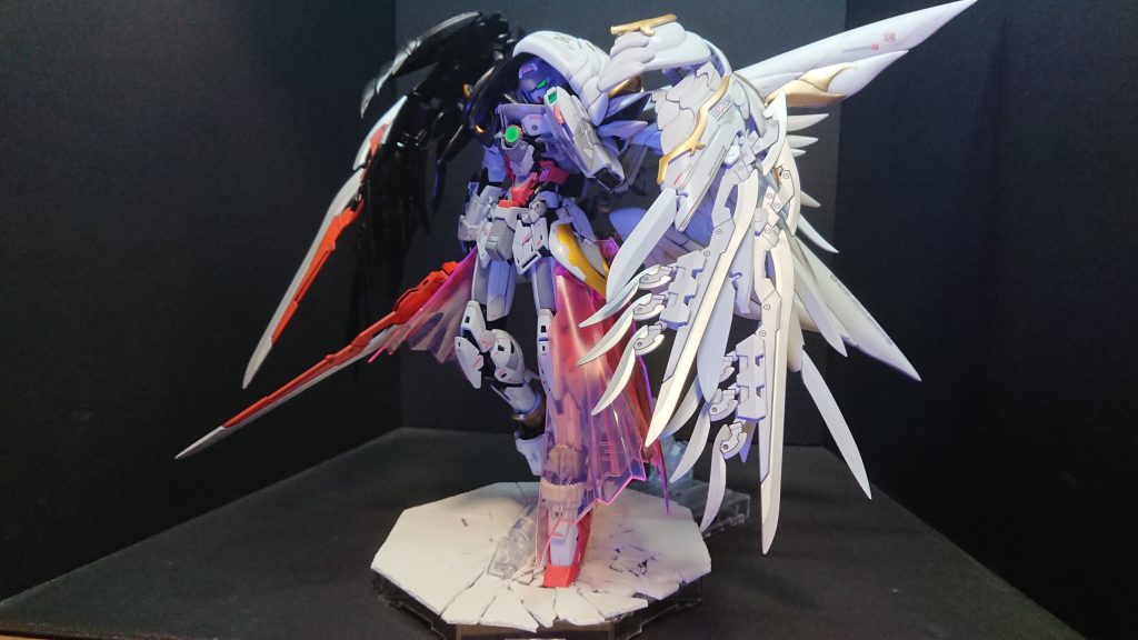 今回のフードキャラクターは光と闇のアシメデザインにしました❗