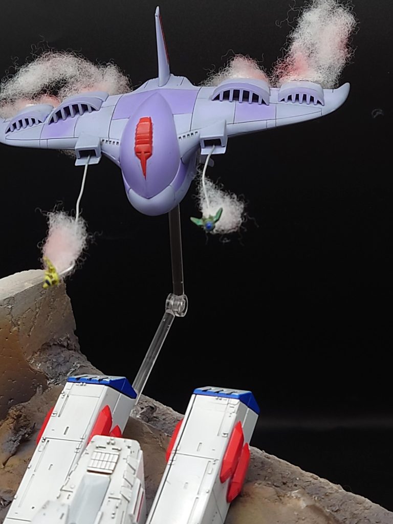 ガルマのガウ攻撃空母は、過去作のものを引っ張り出してきました。