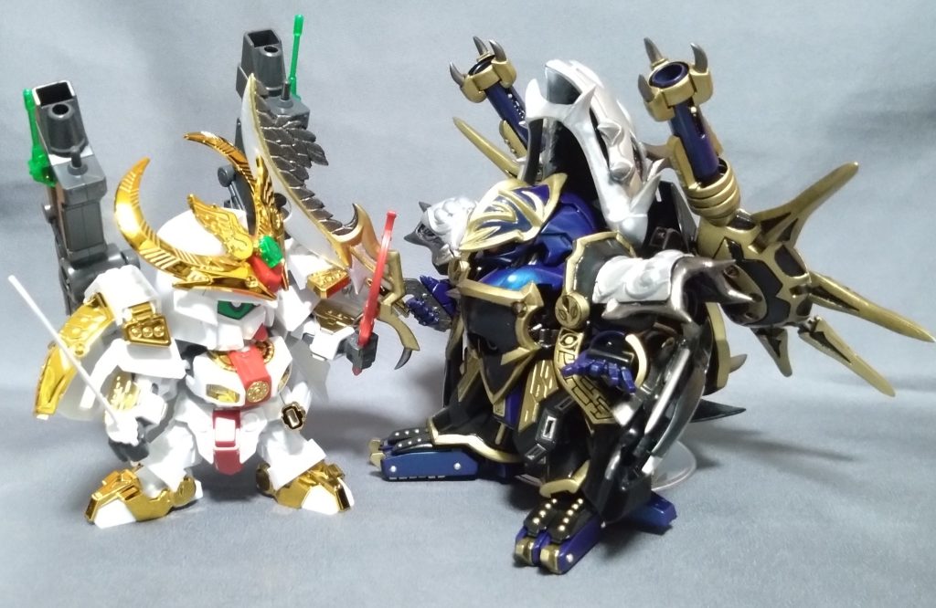 レジェンドBBの二代目代将軍と並べられるモノを…と目標に製作しましたが、大きさががが。レジェンドBB意外と大きい。ラスボスなのでもっと大きくしてもよかったですね。最後までご覧いただきありがとうございました！！！