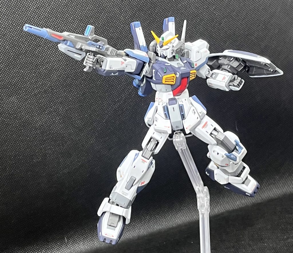 アクション1 大幅にいじってないんで元キットの素性がいいのでポーズが決まる