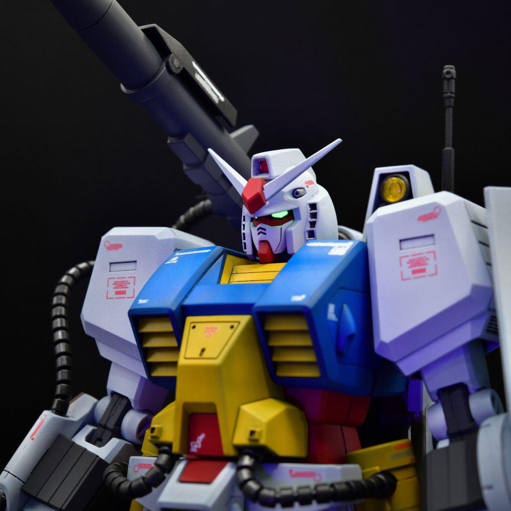 MG パーフェクトガンダム。プラモ狂四郎世代の私にとっては是非作りたかったキットです。