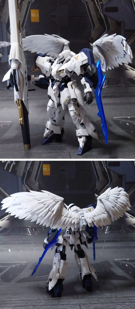 ガンダム・ネビリム=アルカヌムの前後ろ。どう見てもガンダムタイプの顔立ちではないですが、Gルシファーの商品名が“ガンダム Gルシファー”であること、鉄血系のガンダムは“ガンダム・フレームを使用したMS”であることから、ガンダムと名付けて問題無いと判断しました。機体名の“ネビリム”は、旧約聖書“創世記”などに登場する、堕天使と人間の間に産まれた巨人族“ネフィリム”の捩り。強化形態に付ける“アルカヌム”は、古典ラテン語で“神秘、奥義、秘密”など、何かしら秘されているもの、という意味になります。