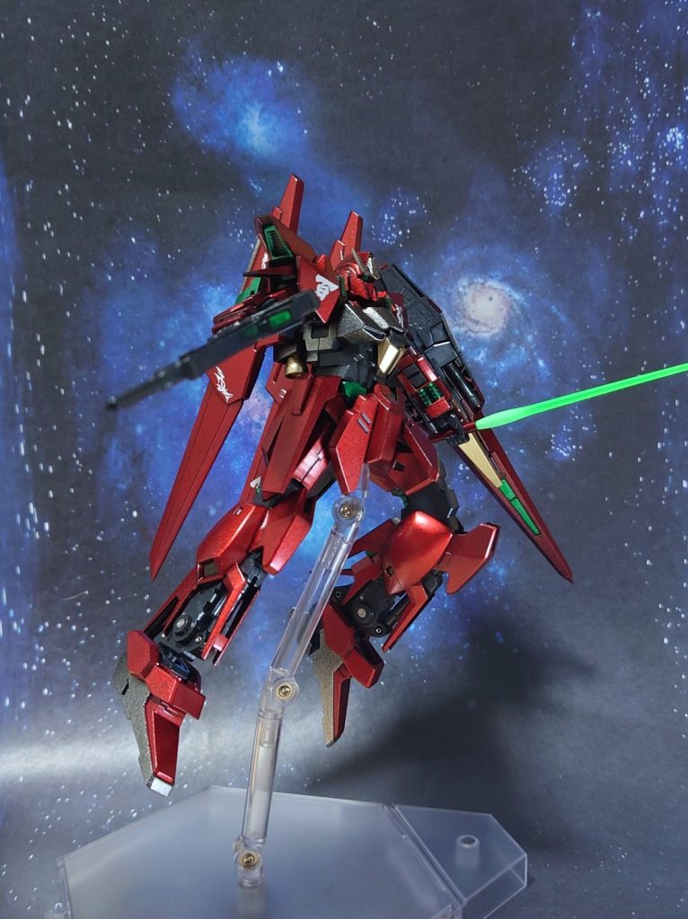 腹いせに“赤、緑、金、銀”でクリスマスカラーに塗ってやった、これでPV作成してやる。ビームの色も変えてやる。