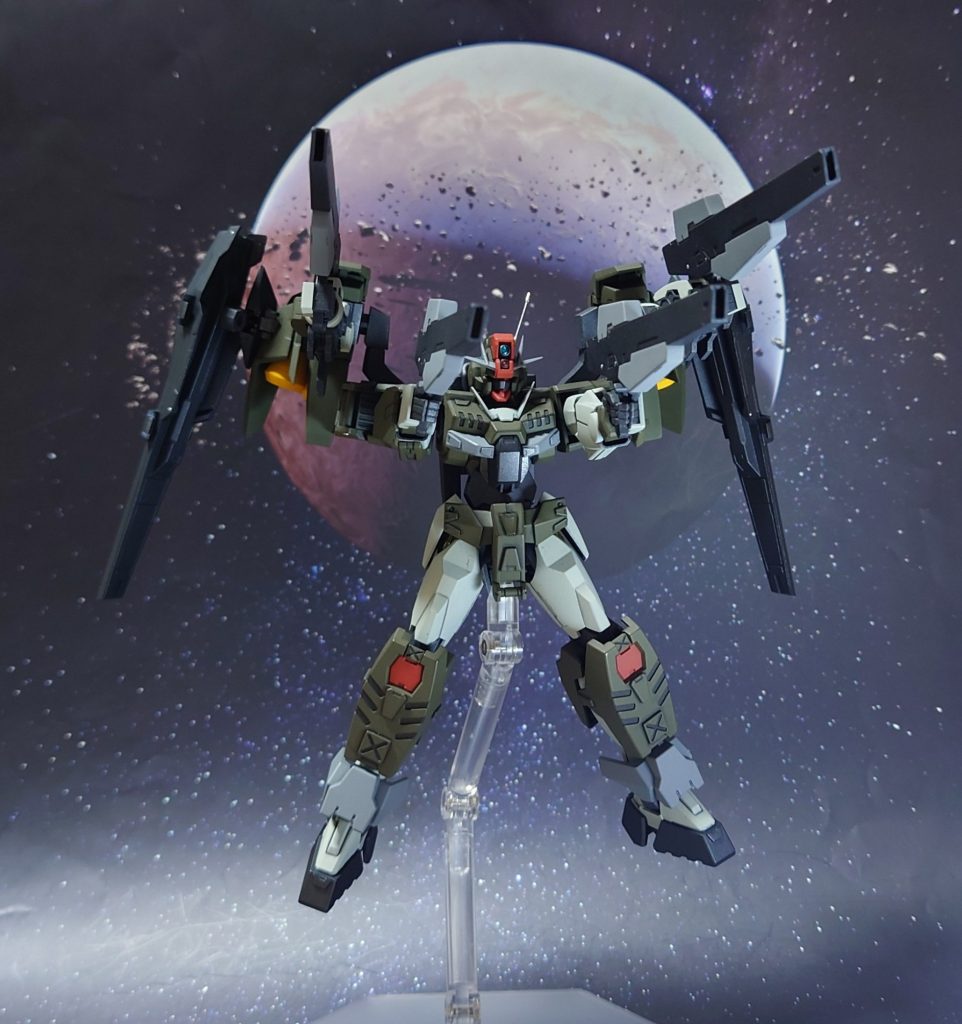 “マルチロック…目標どもを乱れ撃つ!”