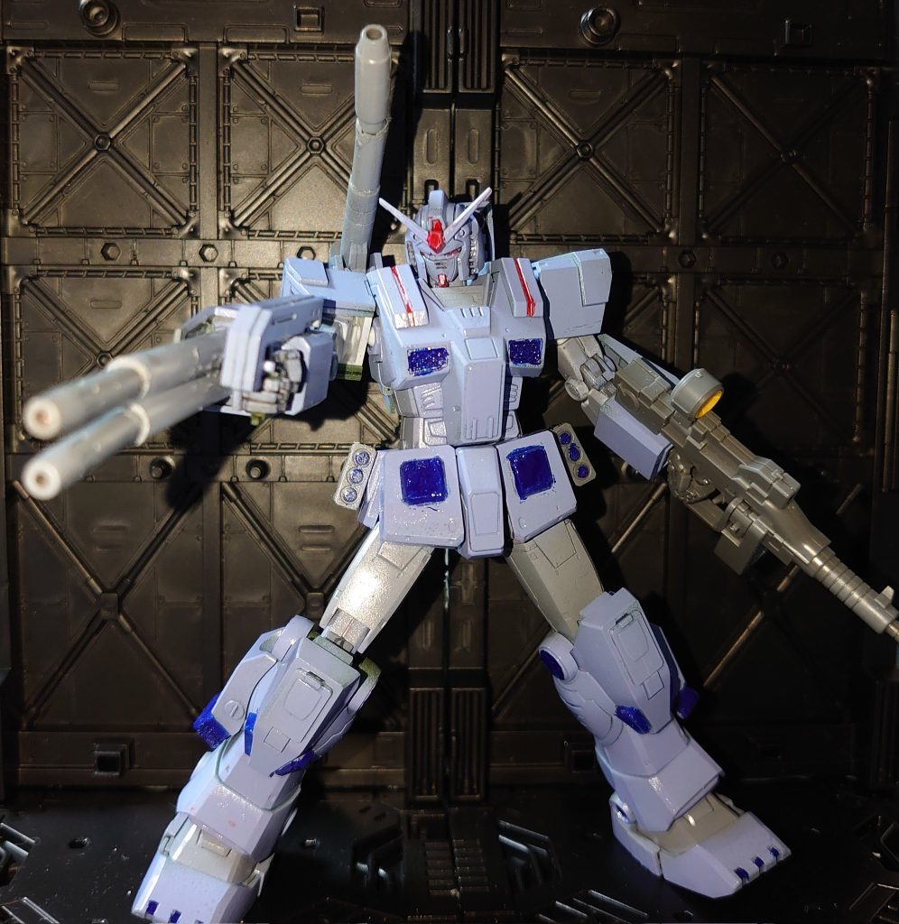 フルアーマーガンダム（すみれ色）–4枚目/制作者：アレス