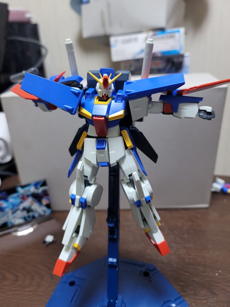 赤バンダイのZZガンダム素組みしました～