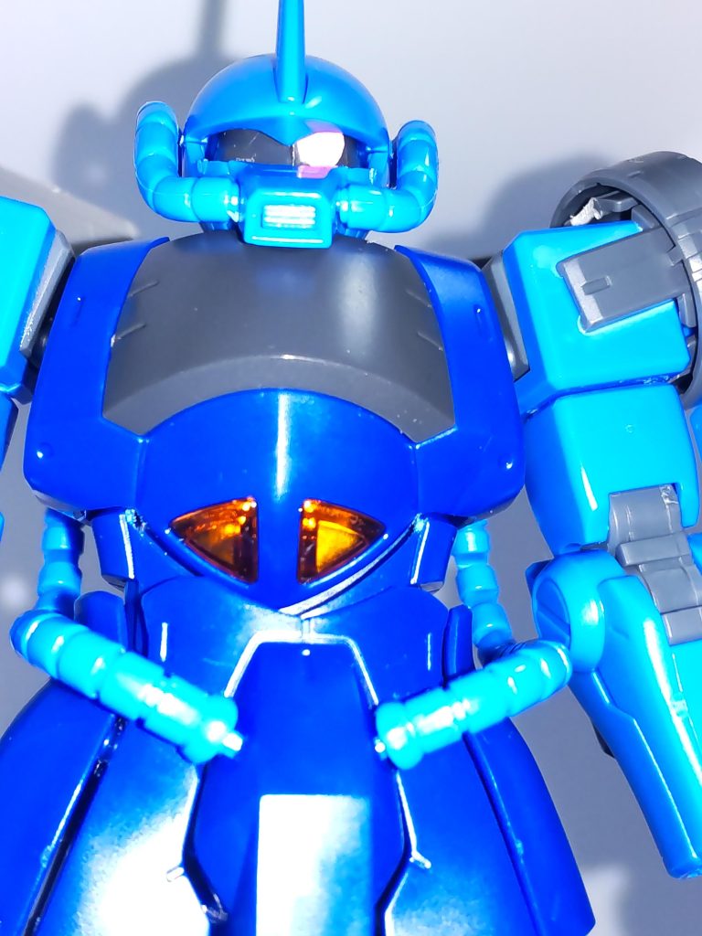 ノリス・パッカード大佐の名シーンの「怯えろぉ!竦めぇ!モビルスーツの性能を活かせぬまま、死んで行けぇっ!」のような感じでパシャリ📸