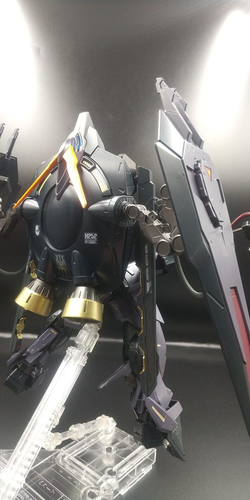 斜め後ろからです。