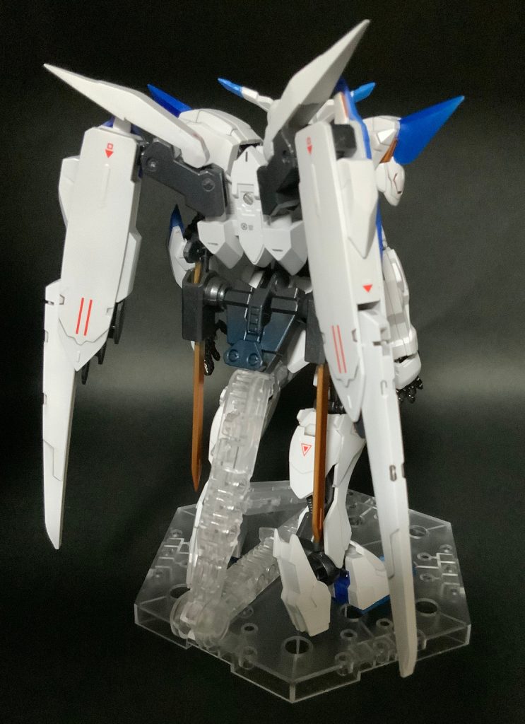 HGバエル–3枚目/制作者：アシオミマサト