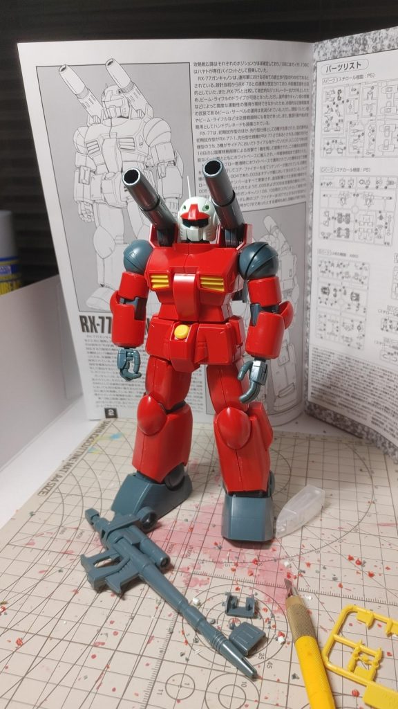 この設定画(?)カトキハジメさんでしたっけ?人間味のあるフォルムというか、まぁガンキャノンの元ネタのパワードスーツ感というか、「これもありだよなぁ」のズングリムックリデザインで好きです。もうちょい角張ってほしいけど。 大好きなMGガンキャノンに再び触ることができて嬉しかったです。もし次があるなら肘関節やらを見直したいところですが、その辺の完成形は大昔のオラザクででちゃってるからなぁ。そもそも関節にまで手を出したことないしなぁ。 うーん。 大好きガンキャノン。 長々失礼しました。ここまで読んでいただいたことに感謝申し上げます。