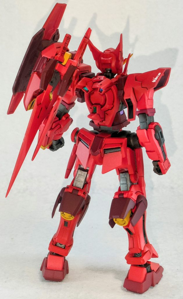 左肩に武装こんもり