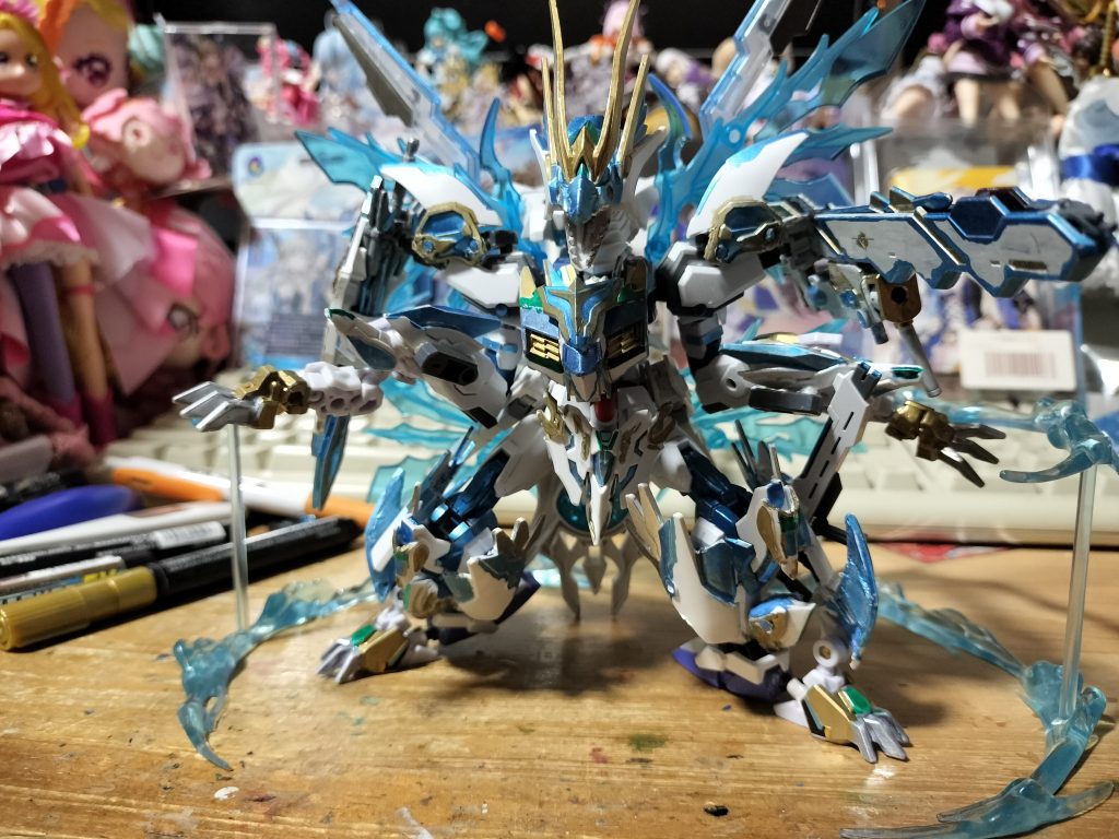 以上です今回のドラゴンは首が伸びましたあとは太もも も装甲パーツを追加してゴッグしましたまあ さて多分このドラゴンはまだこれからも進化するだろうな