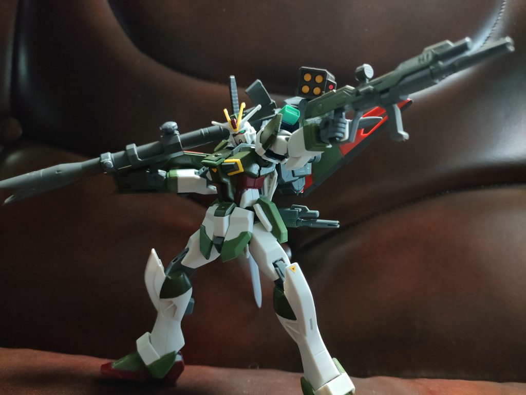 森林地帯やゲリラ戦で素早く、かつ高い火力により戦闘を継続的に行うことが目的。