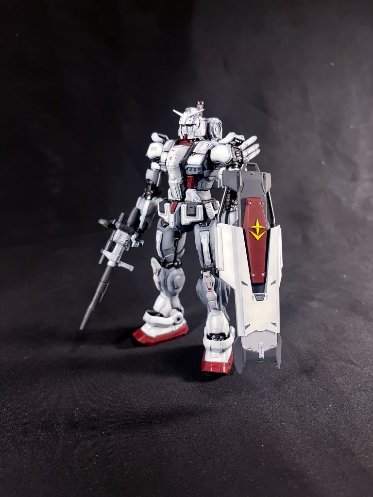 塗装色は試行錯誤してたらレシピ忘れてしまいました…制作後にガイアカラーのニュートラルグレーシリーズというものに出会い、今後は頼らせて貰おうと思います。経験不足もありますが、改めてグレー調色の難しさを思い知りました。