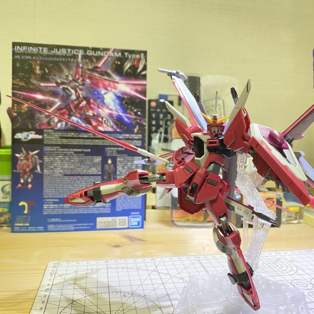 強さは力じゃない！生きる意志だ！｜たけさんさんのガンプラ作品