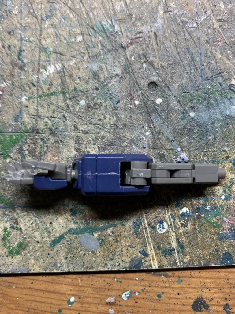 これで肘関節の後ハメ加工が完了です。