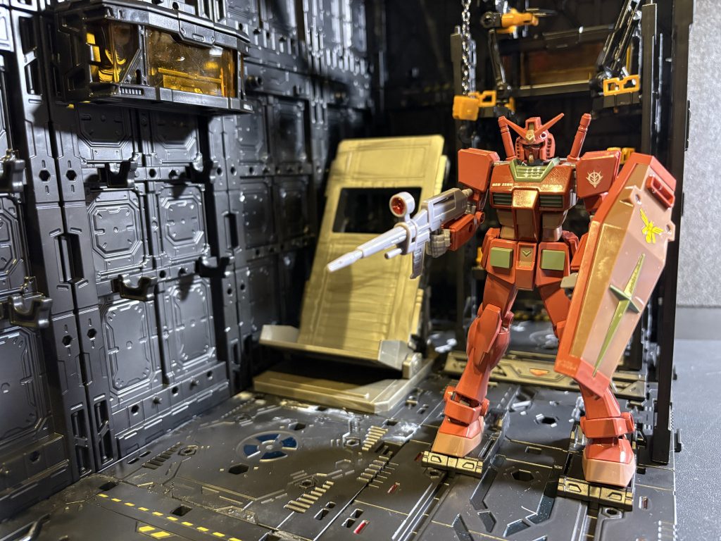 キャスバル専用ガンダム–4枚目/制作者：koshi