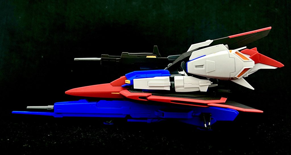 ランディングギアを塗り分けてやると、精密感が出る（気がする）