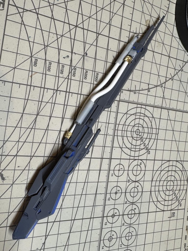 使って無かった自由自在とメタルパーツ、プラ材で