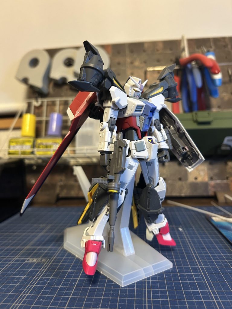 イモータルのバックパックが余っていたので急遽可変機機体に変更。