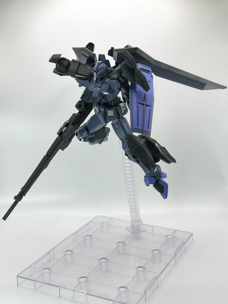 「可変MSモード」配色イメージは、ゼータプラスやリゼル風にしました。