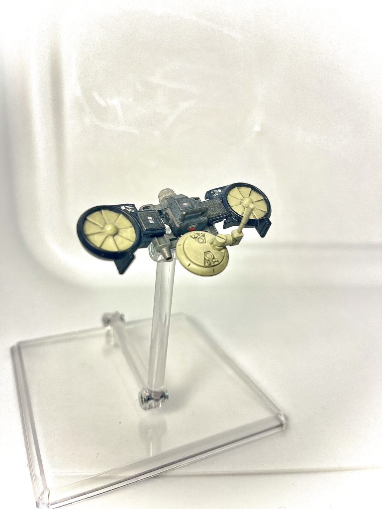 レドームパーツやBB戦士のズゴックに付属するファンファンを加工して作りました。