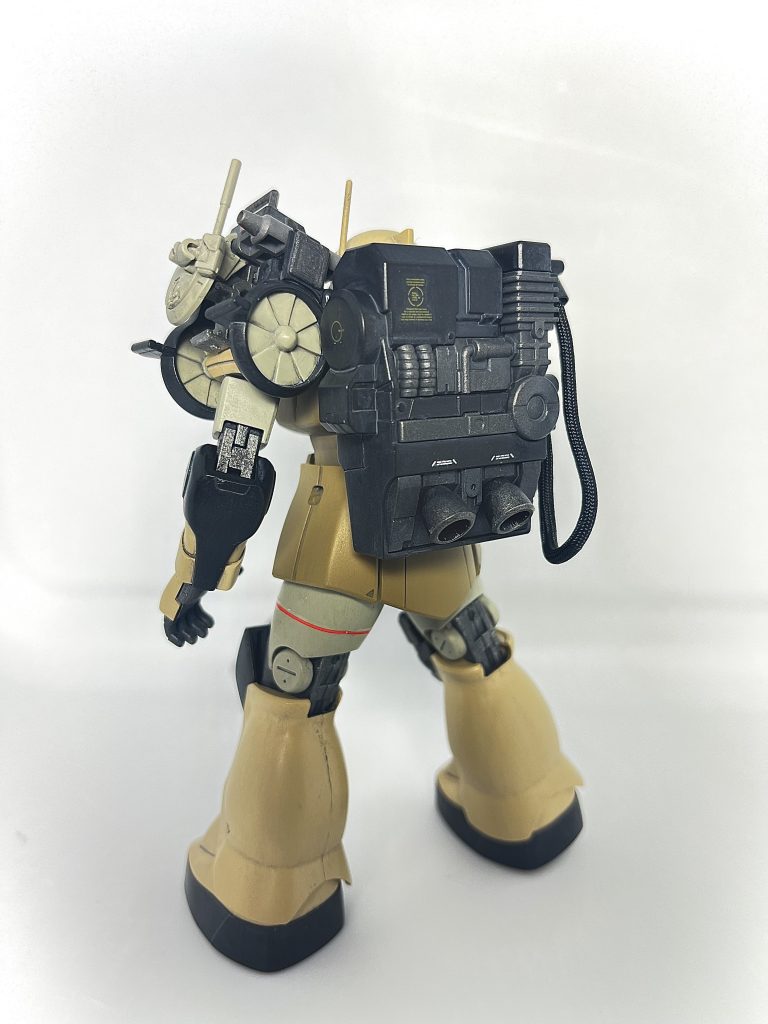 この相棒っぽさはAPEXのヴァンテージやモンスターハンターの操虫棍のイメージで作りました。